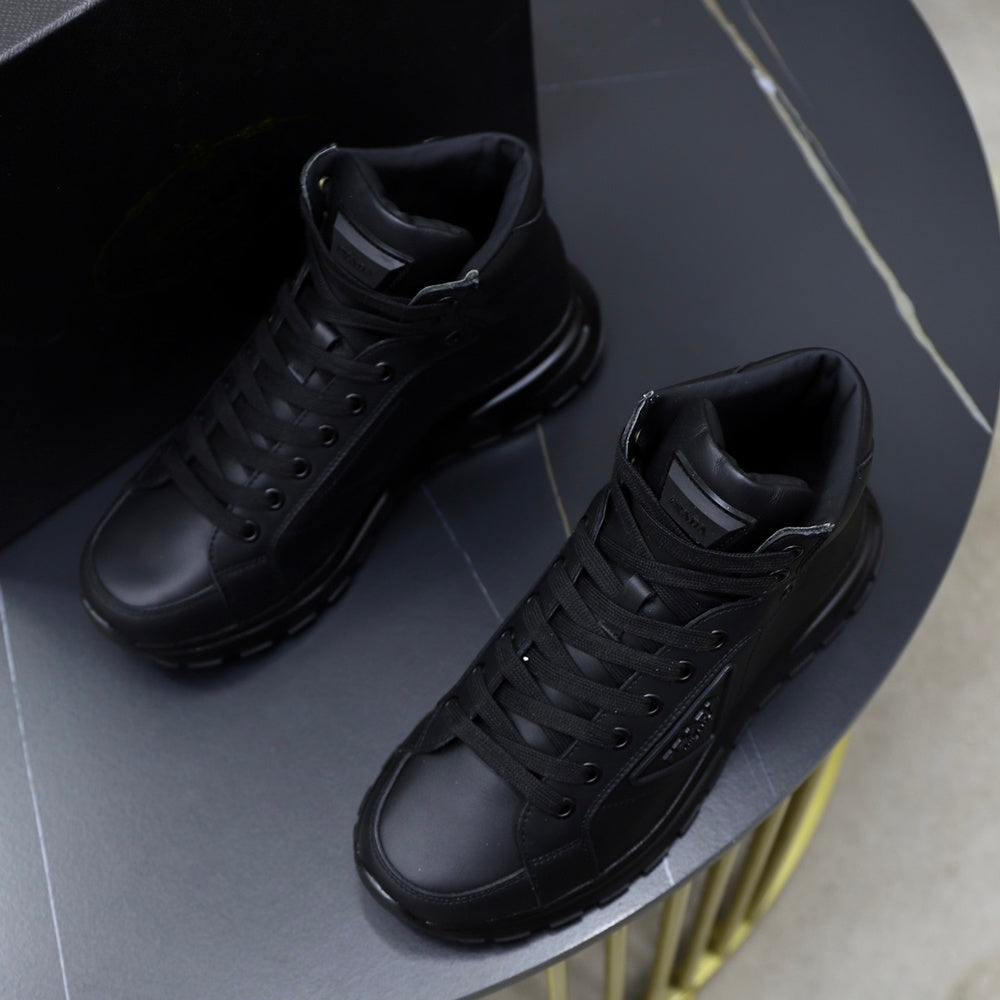 Prada Men's Boots - Style 425841