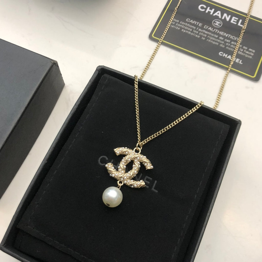 CHANEL Pearl Double-C Necklace