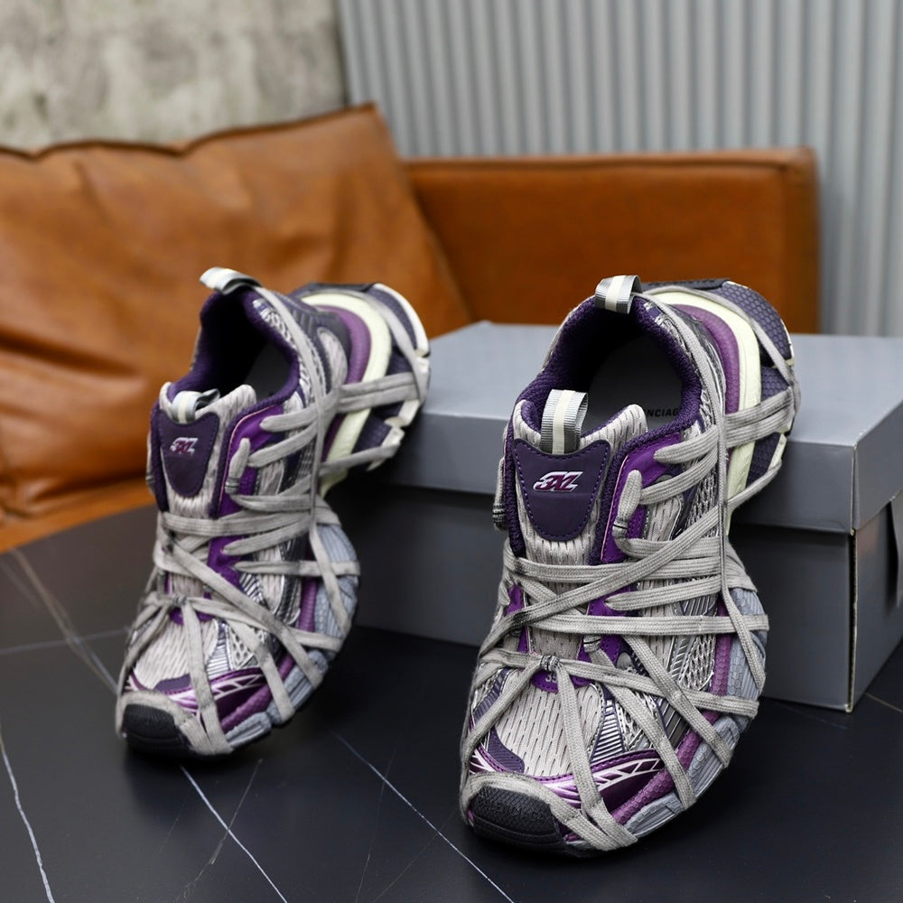 Designer Men's Sneakers - Style 425463