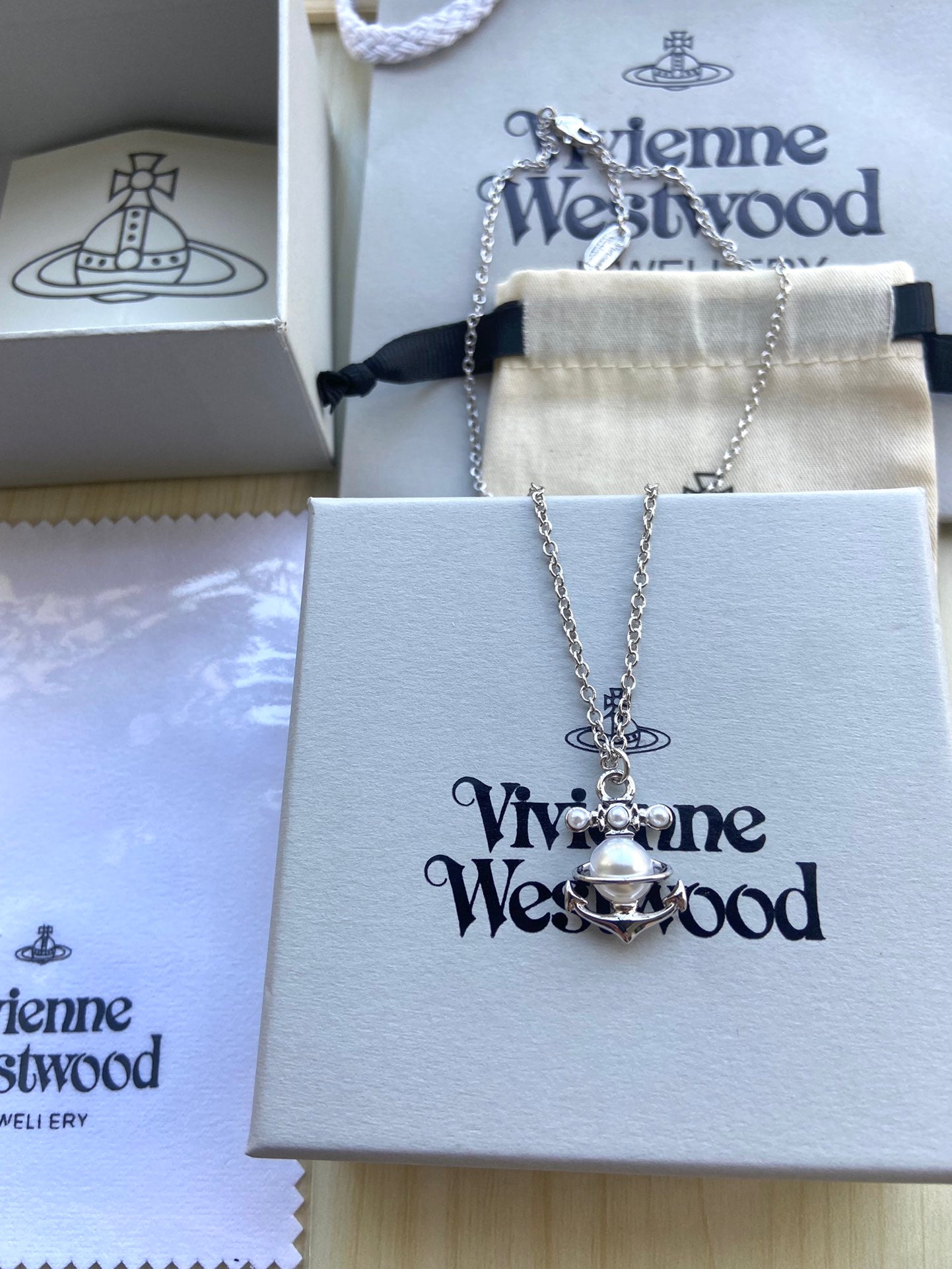 Vivienne Westwood Pearl Pendant Clavicle Chain