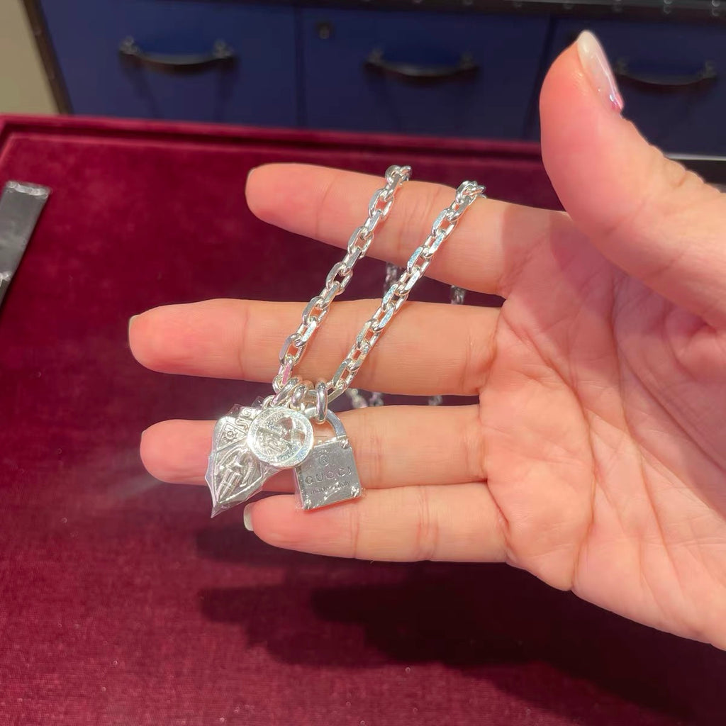 GUCCI 925 Sterling Silver Necklace