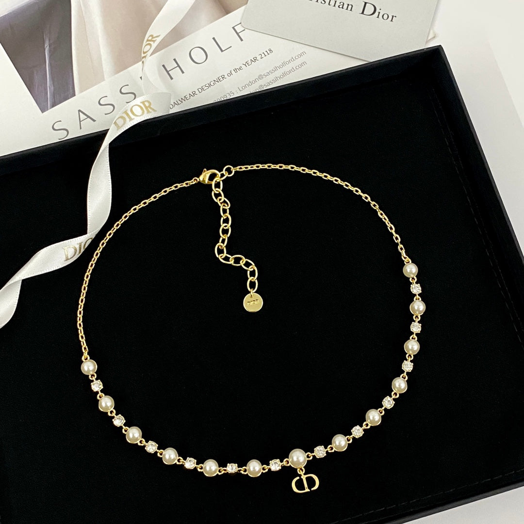 DIOR Pearl Pendant Necklace