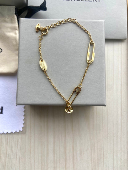 Vivienne Westwood Minimalist Safety Pin Bracelet