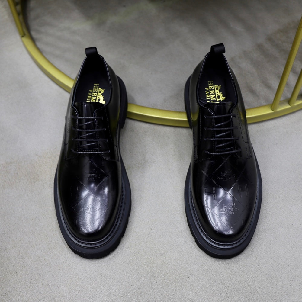 Hermès Men's Dress Shoes - Style 425843