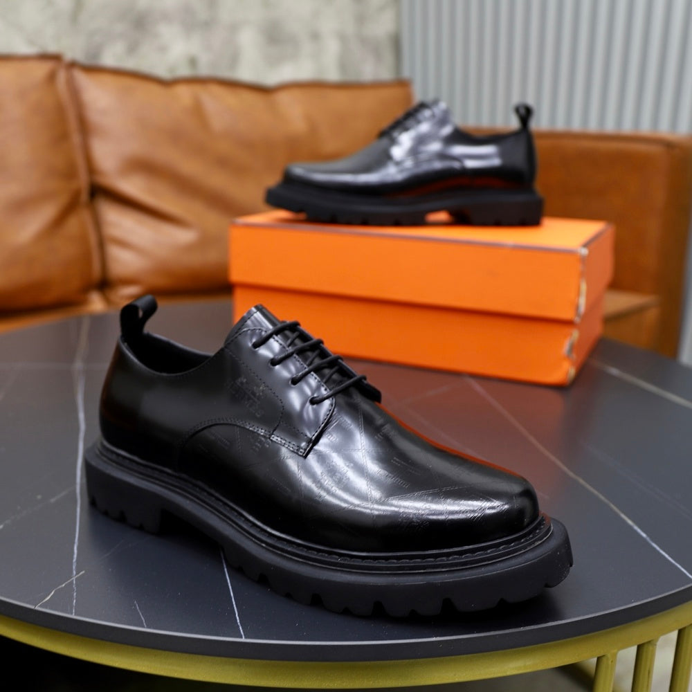 Hermès Men's Dress Shoes - Style 425843