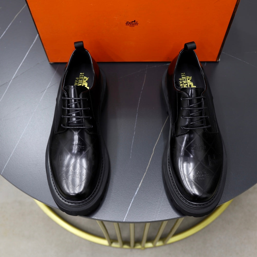 Hermès Men's Dress Shoes - Style 425843