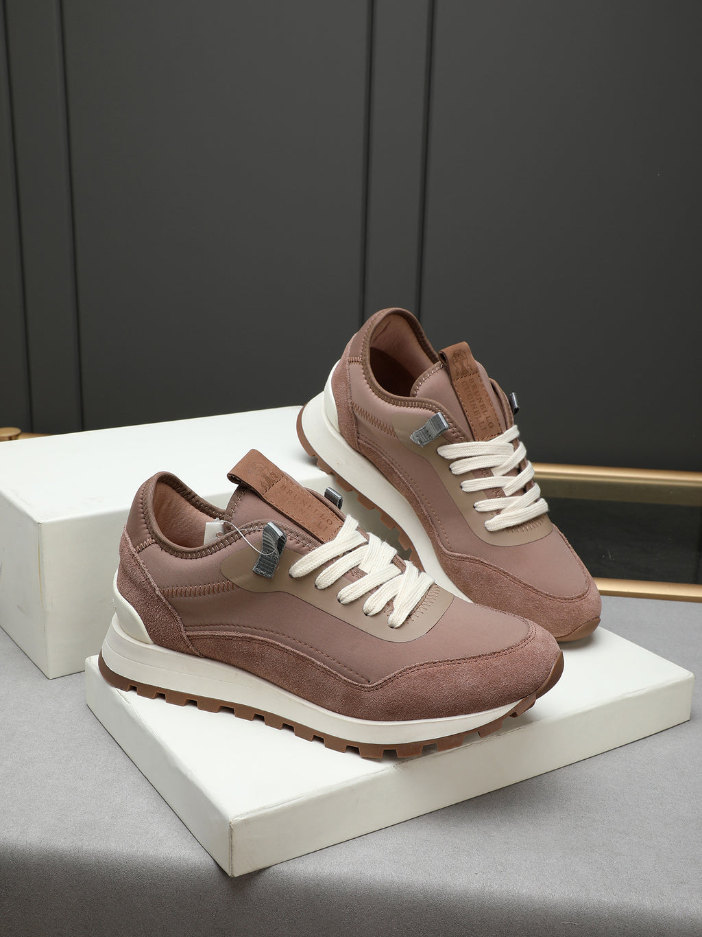 Brunello Cucinelli Men's Sneakers - Style PP250