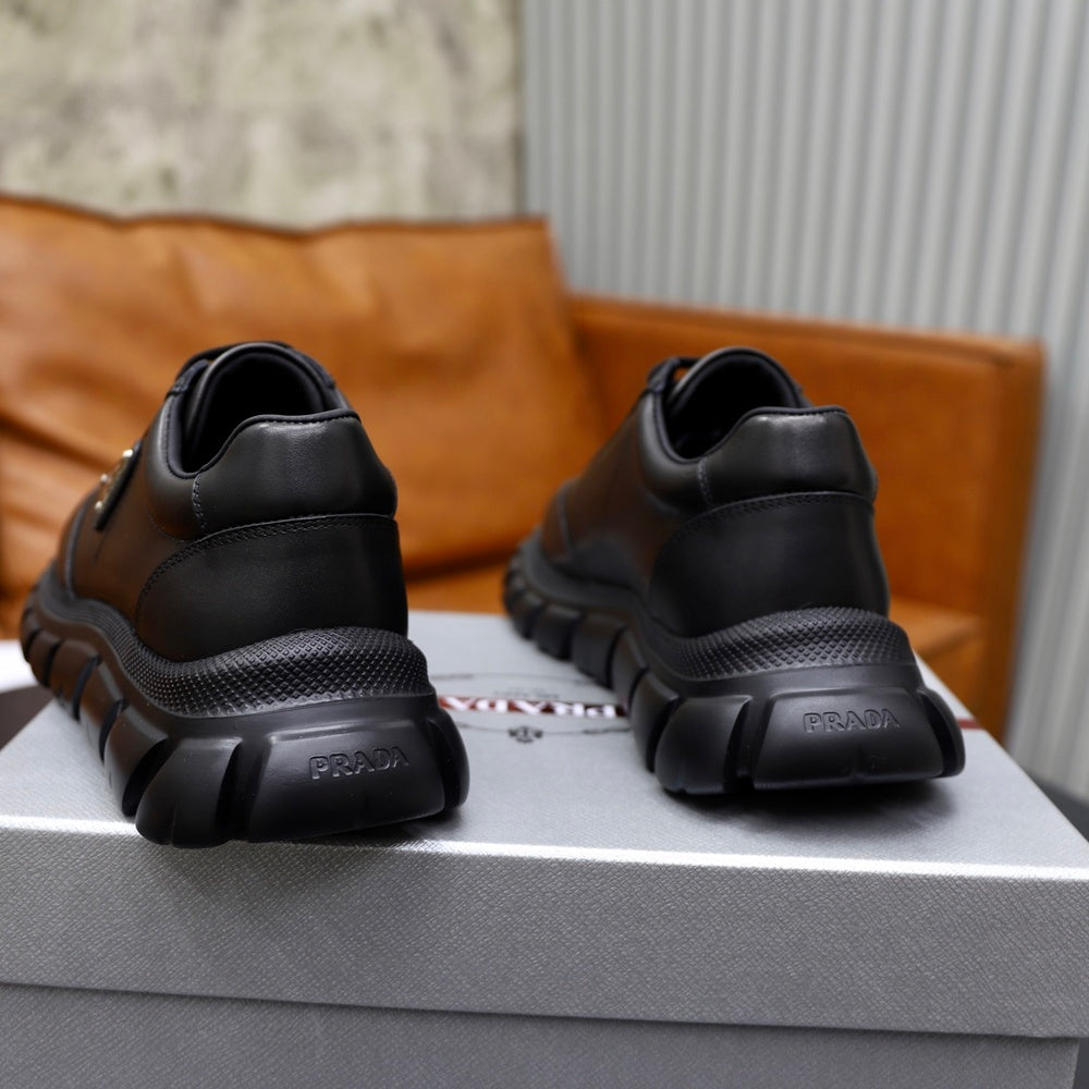 Prada Men's Shoes - Style 425430