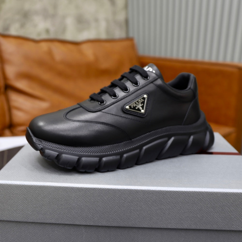 Prada Men's Shoes - Style 425430