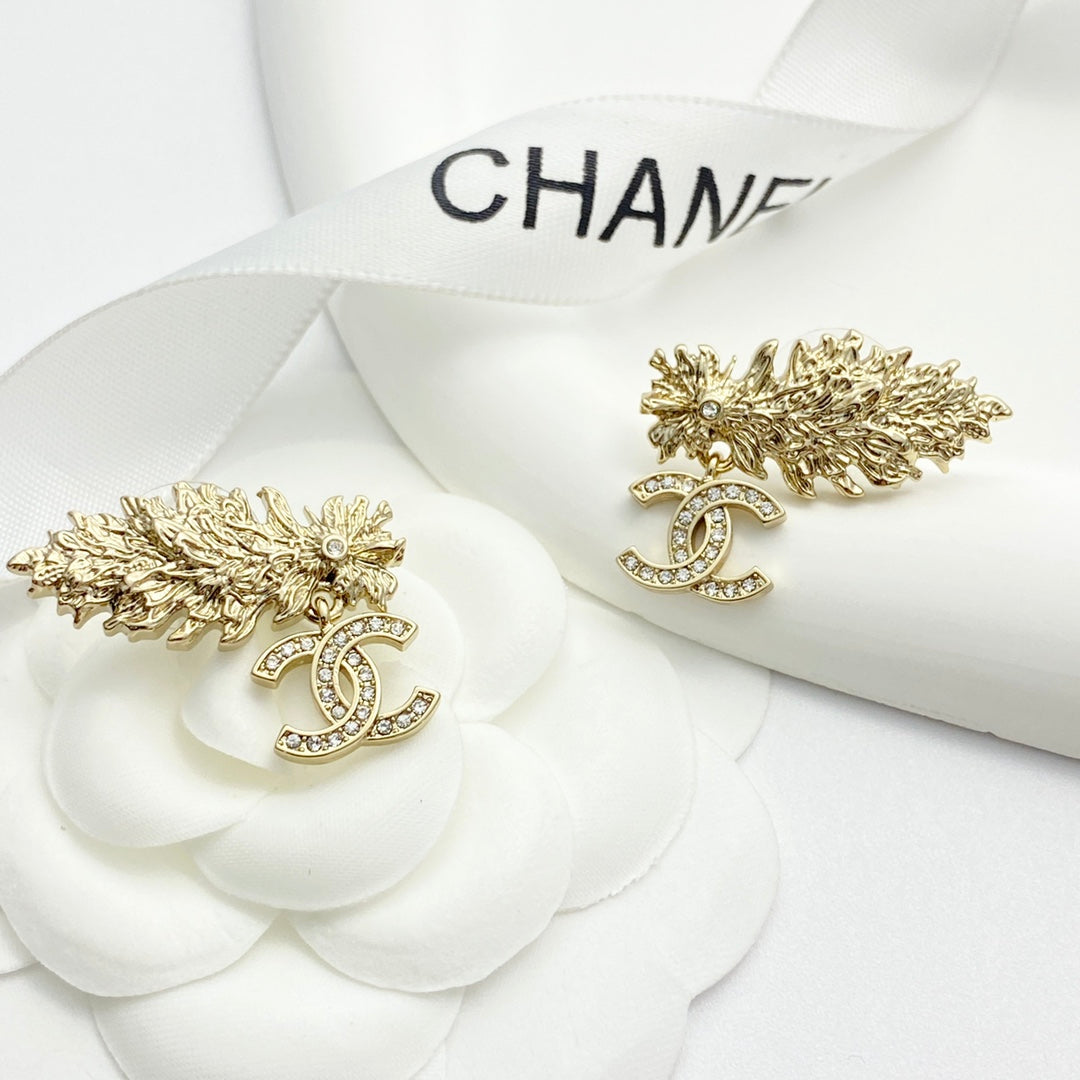 CHANEL Crystal Double-C Pendant Necklace