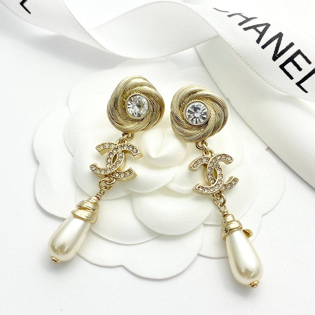 CHANEL Pearl Crystal Double-C Pendant Necklace