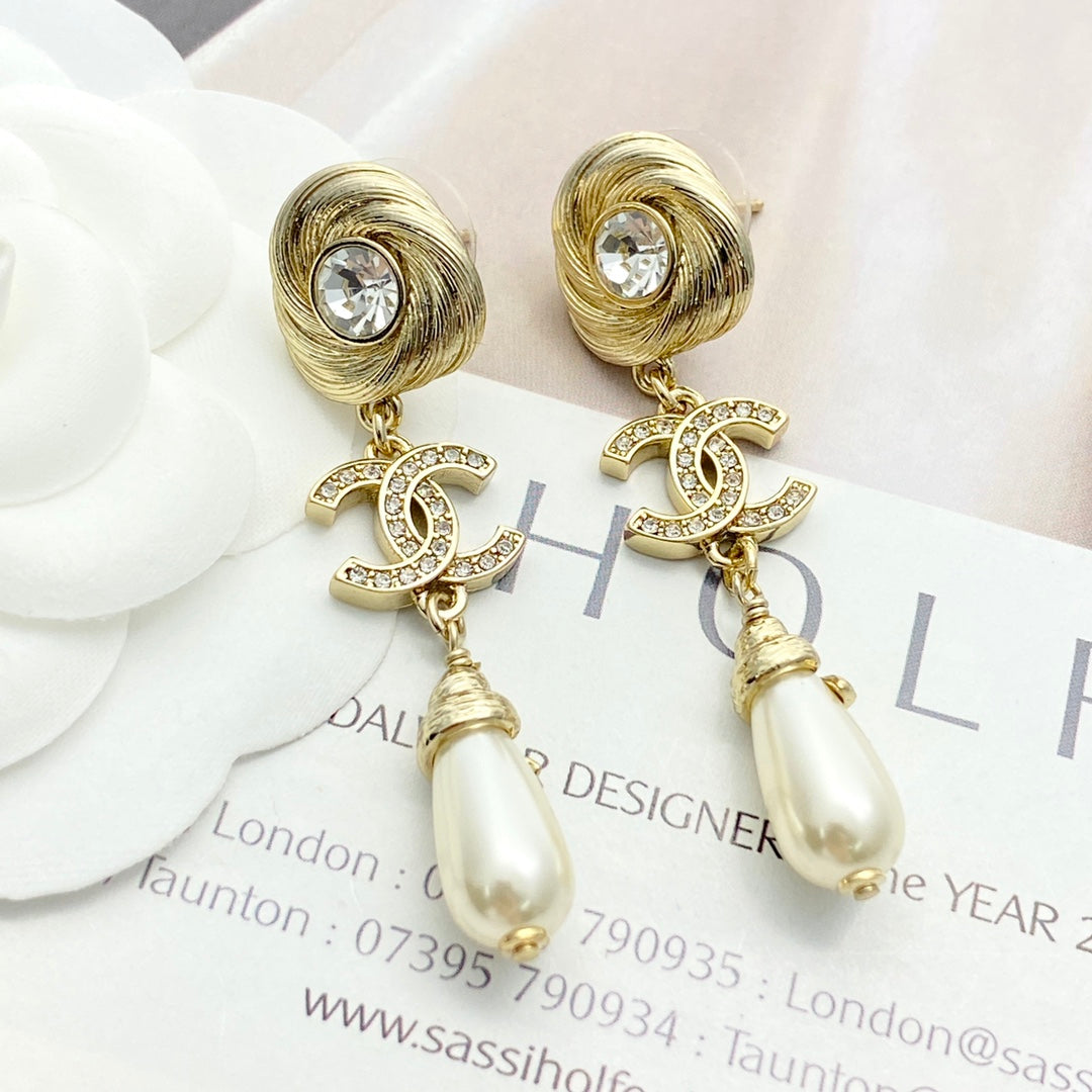 CHANEL Pearl Crystal Double-C Pendant Necklace