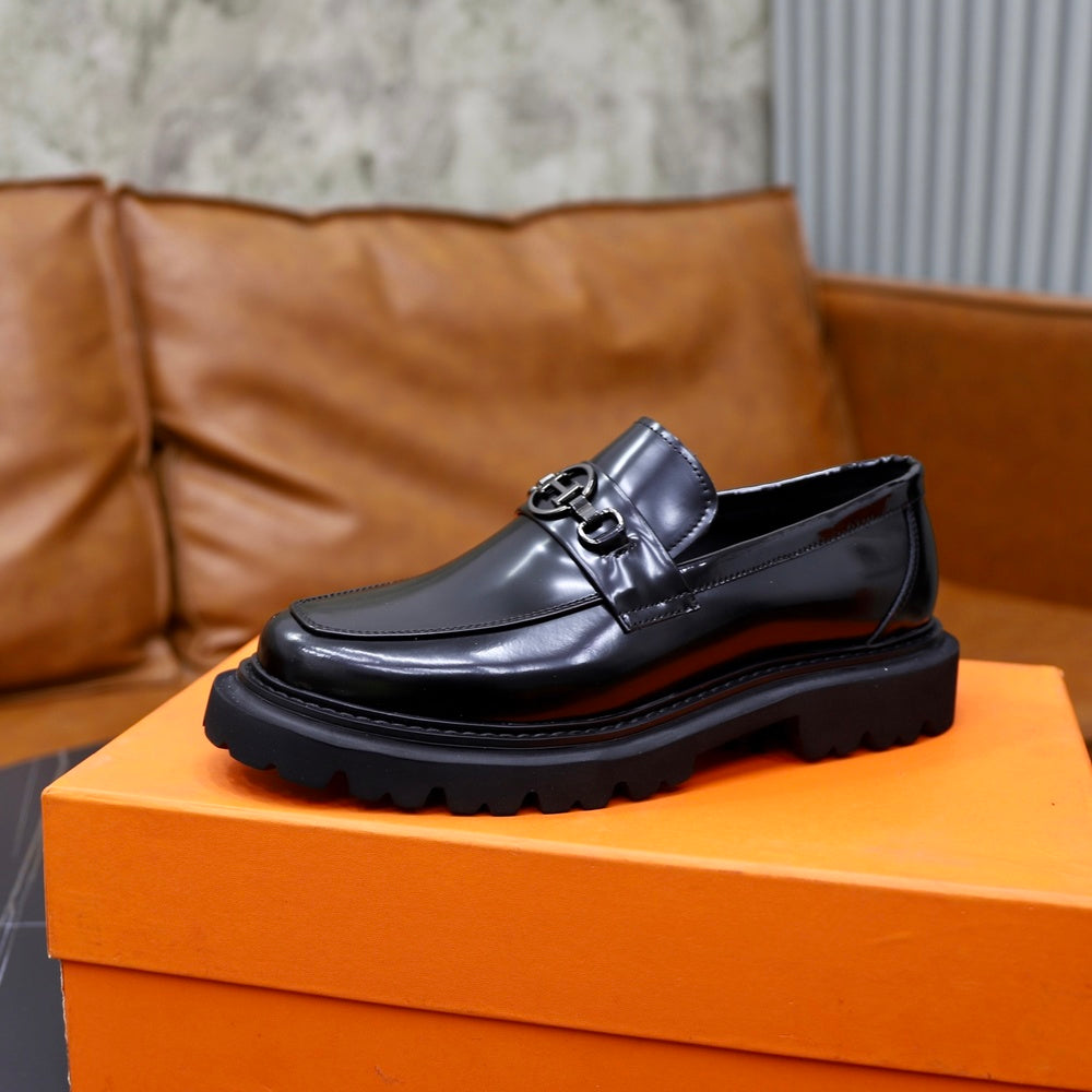 Hermès Men's Slides - Style 425847