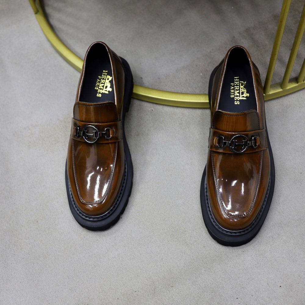 Hermès Men's Slides - Style 425847