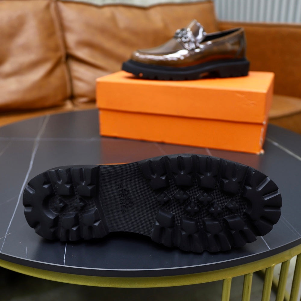 Hermès Men's Slides - Style 425847