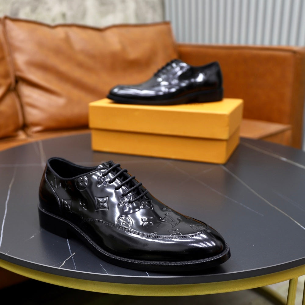 Louis Vuitton Men's Loafers - Style 428925