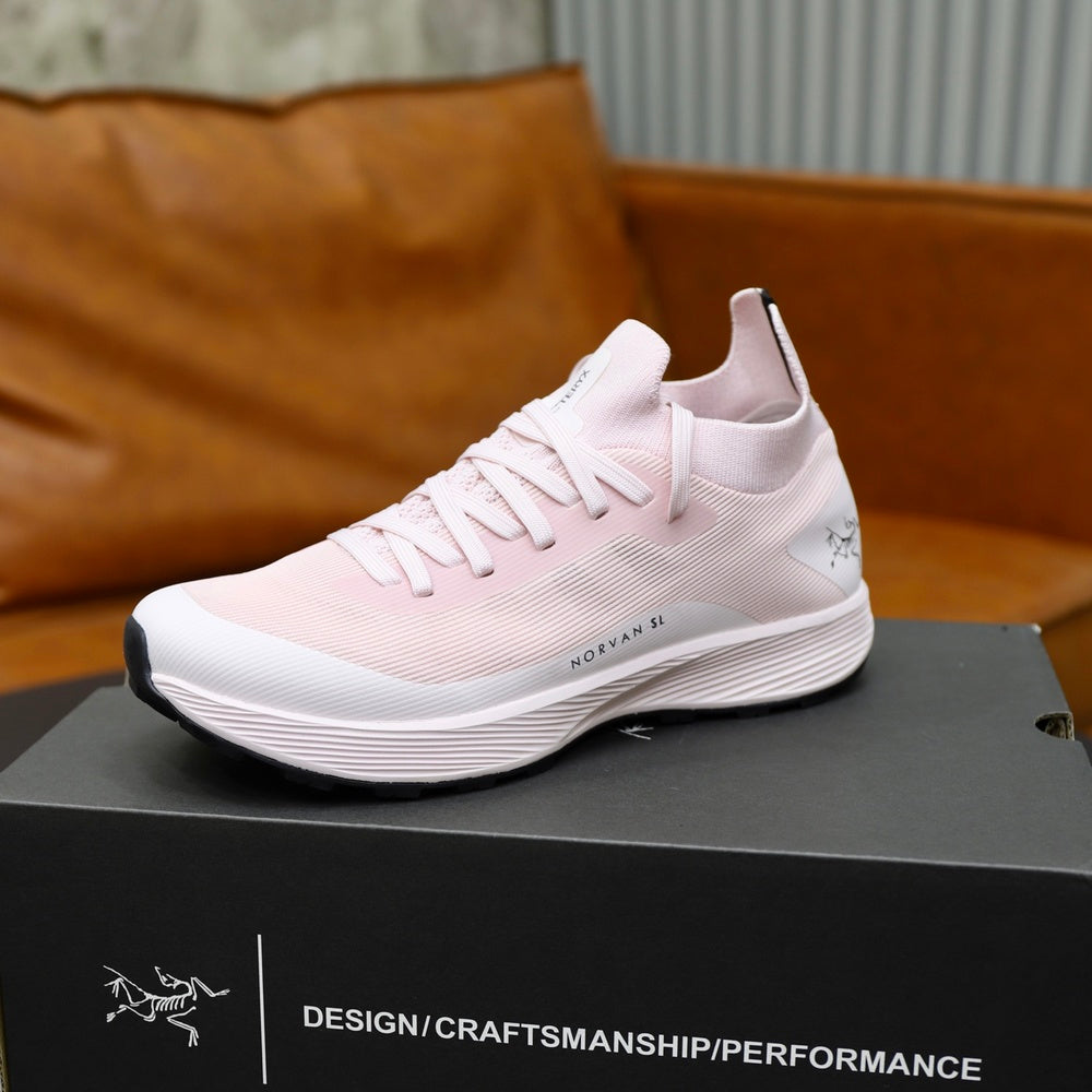 Designer Men's Sneakers - Style 426217