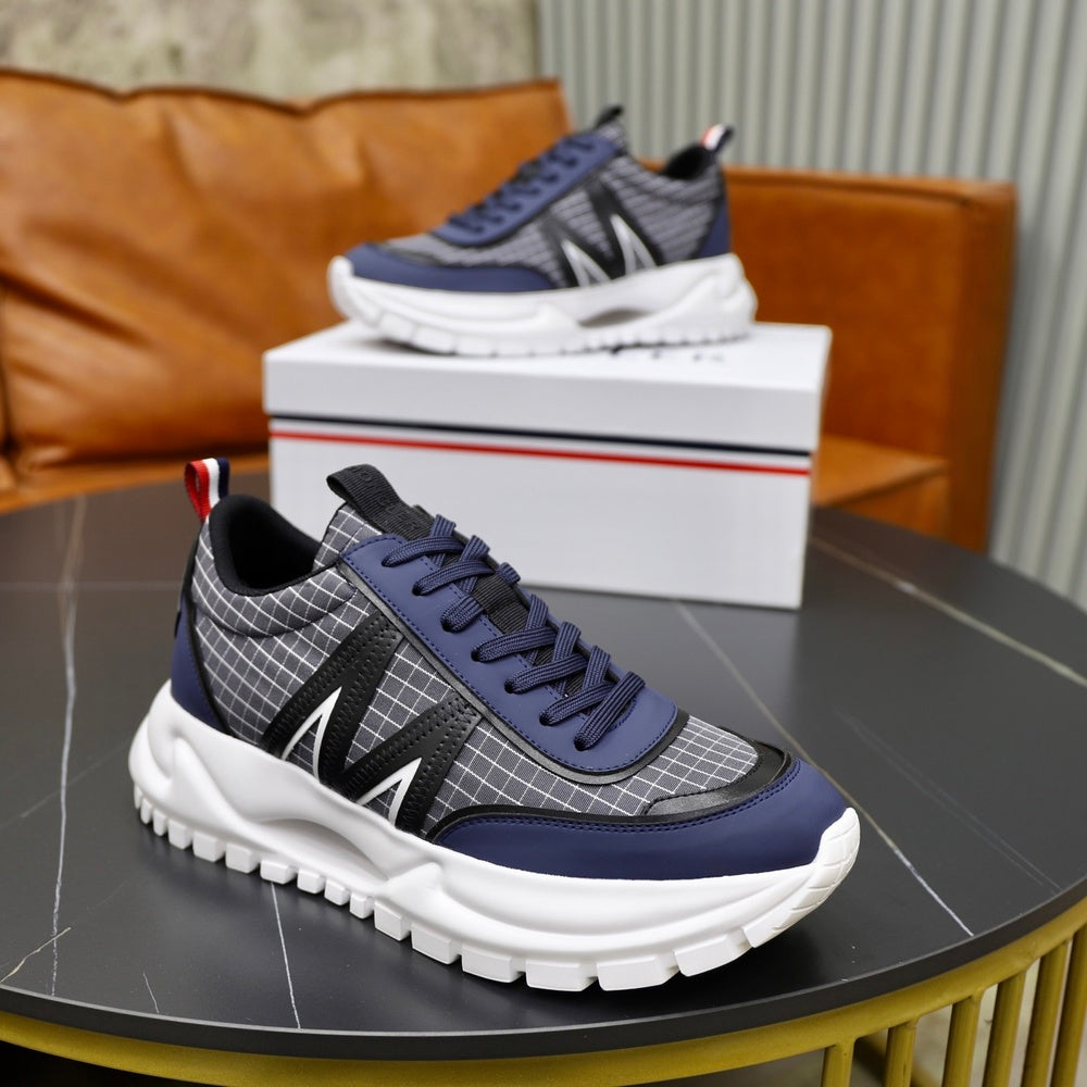 Moncler Men's Shoes - Style 429043