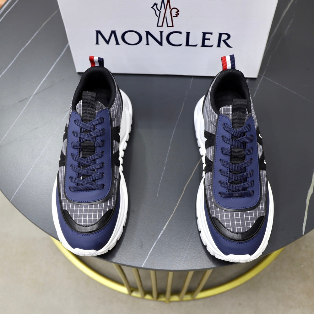 Moncler Men's Shoes - Style 429043