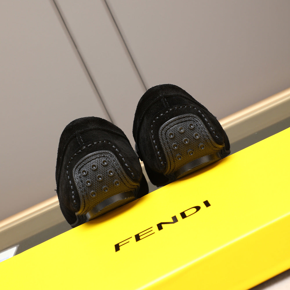 FENDI Men's Loafers - 419361