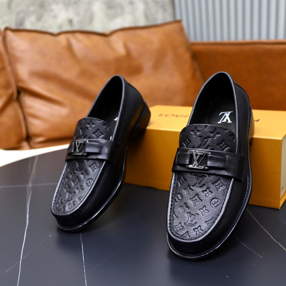 Louis Vuitton Men's Loafers - Style 429093
