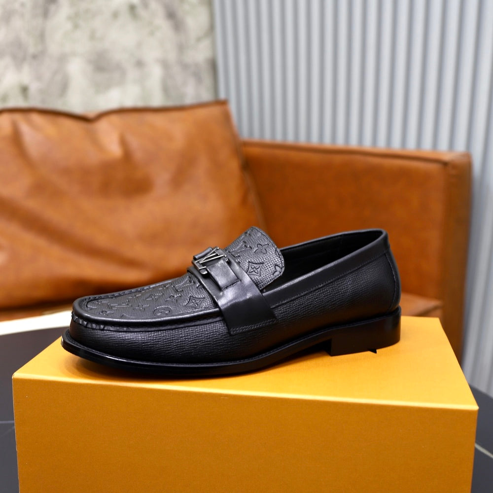 Louis Vuitton Men's Loafers - Style 429093