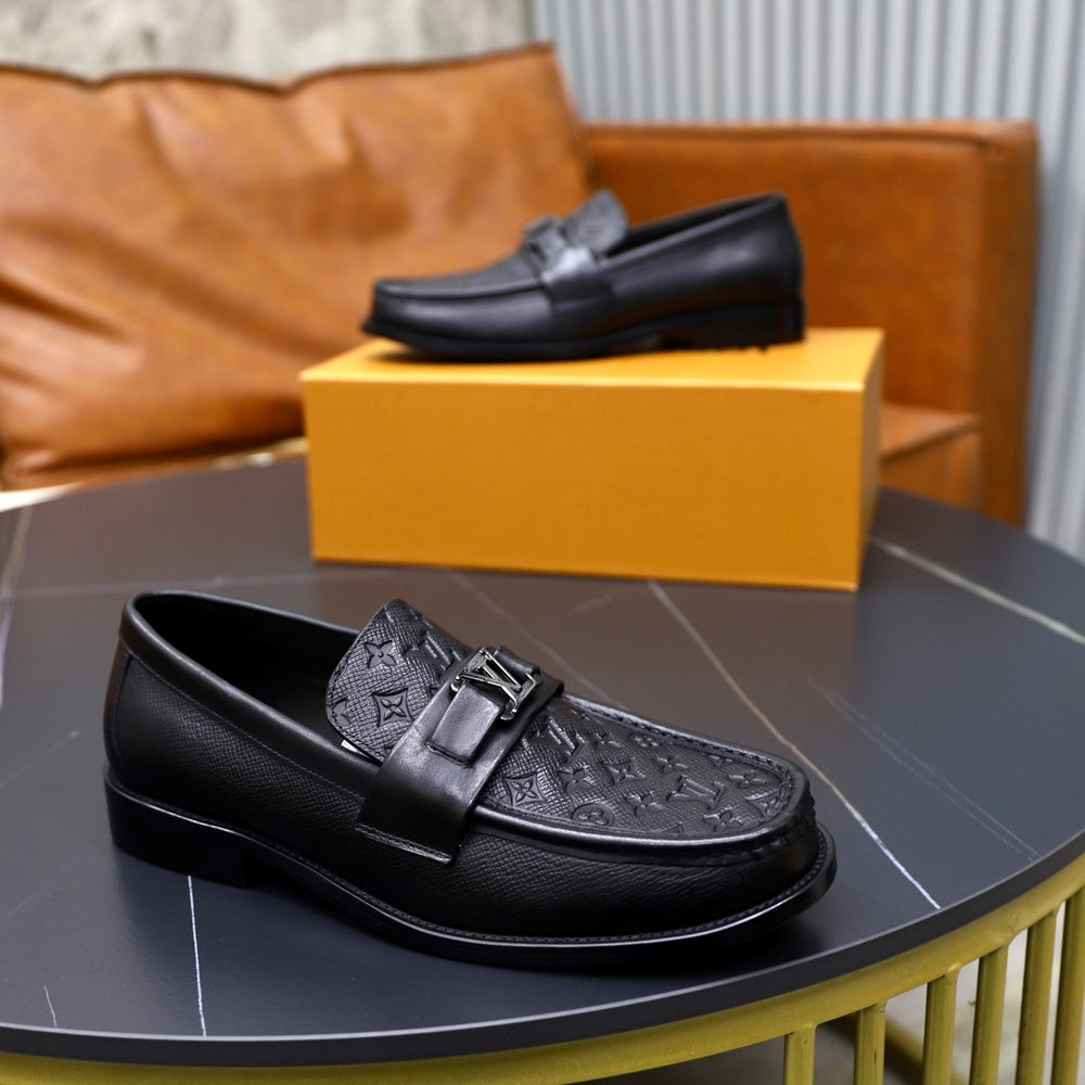Louis Vuitton Men's Loafers - Style 429093