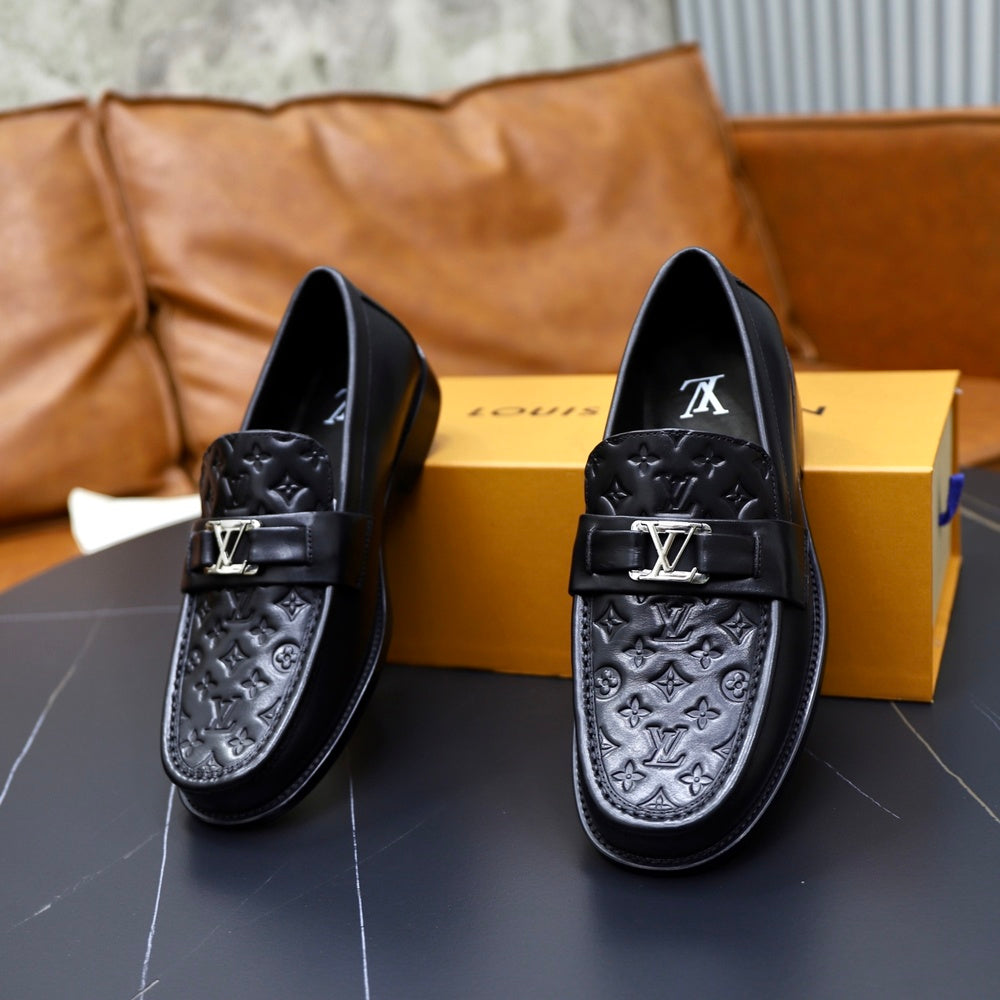 Louis Vuitton Men's Loafers - Style 427242