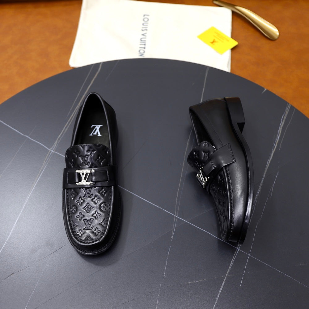 Louis Vuitton Men's Loafers - Style 427242