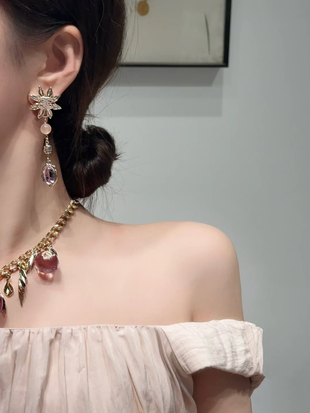 CHANEL Crystal Vintage Pendant Necklace