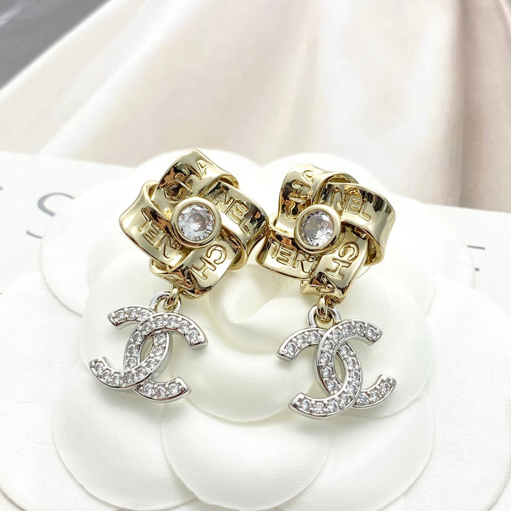 CHANEL Crystal Double-C Pendant Necklace