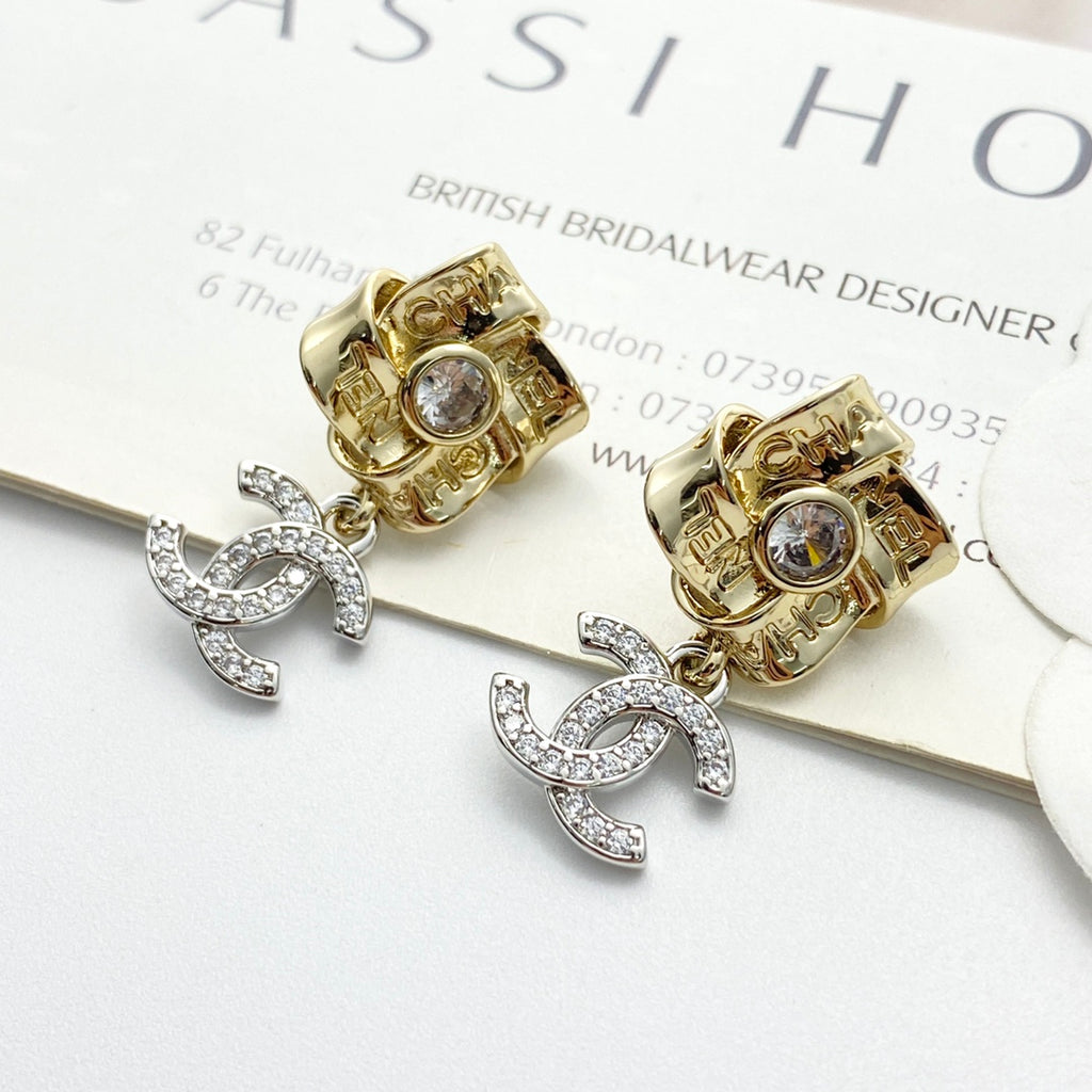 CHANEL Crystal Double-C Pendant Necklace