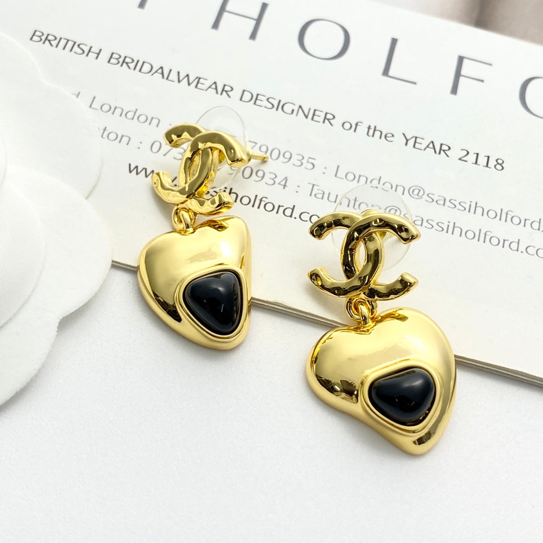 CHANEL Vintage Pendant Necklace