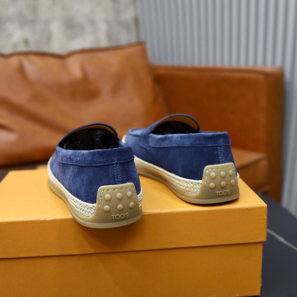 Designer Men's Sneakers - Style 425450
