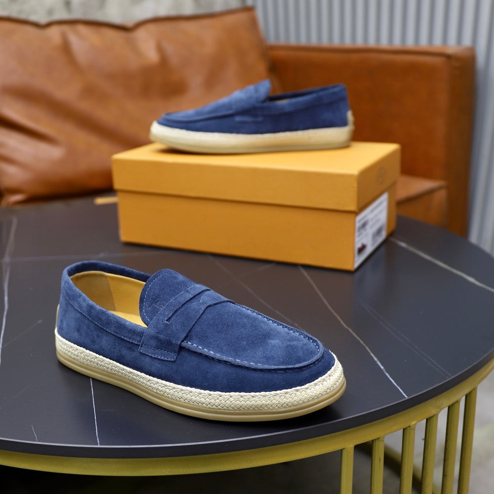 Designer Men's Sneakers - Style 425450