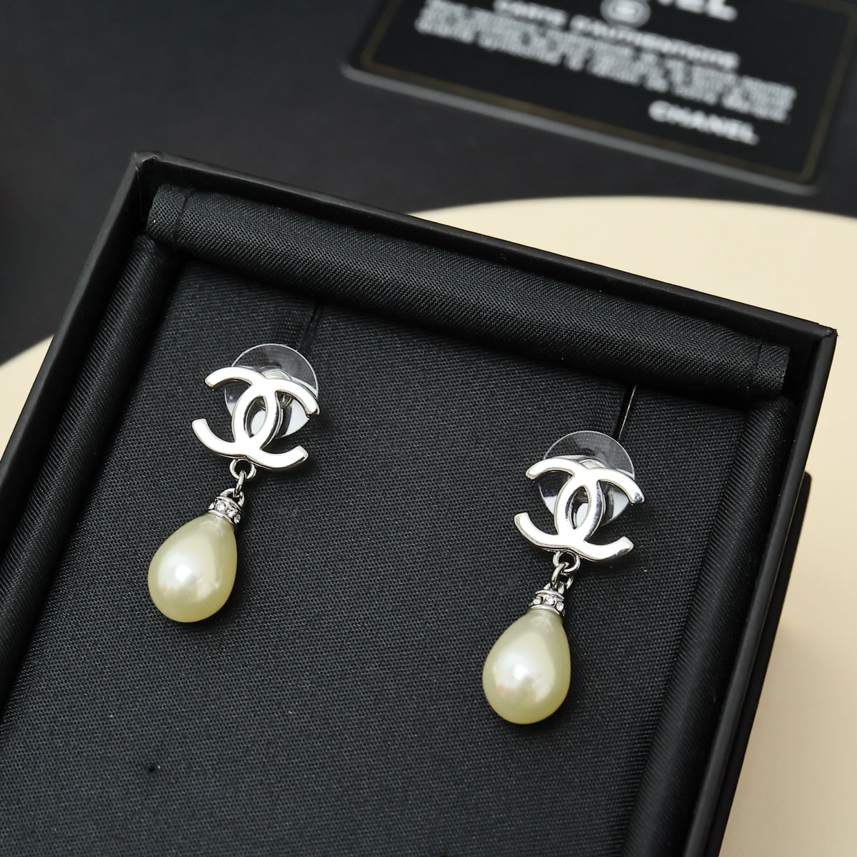 CHANEL Pearl Earrings