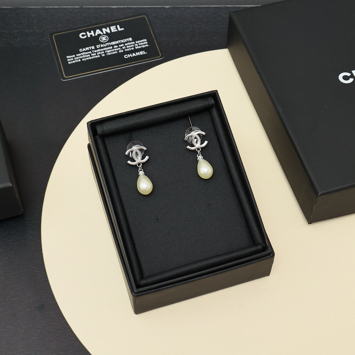 CHANEL Pearl Earrings