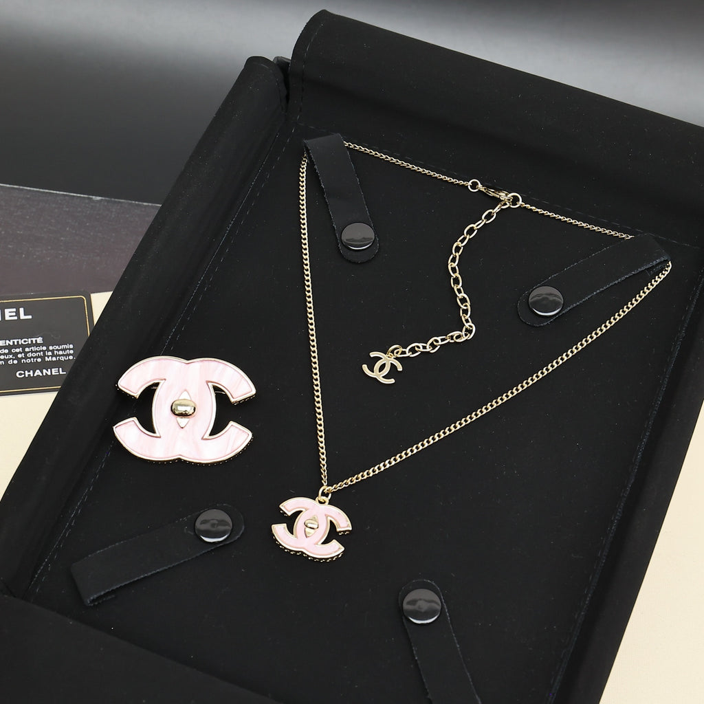 Double-C Necklace