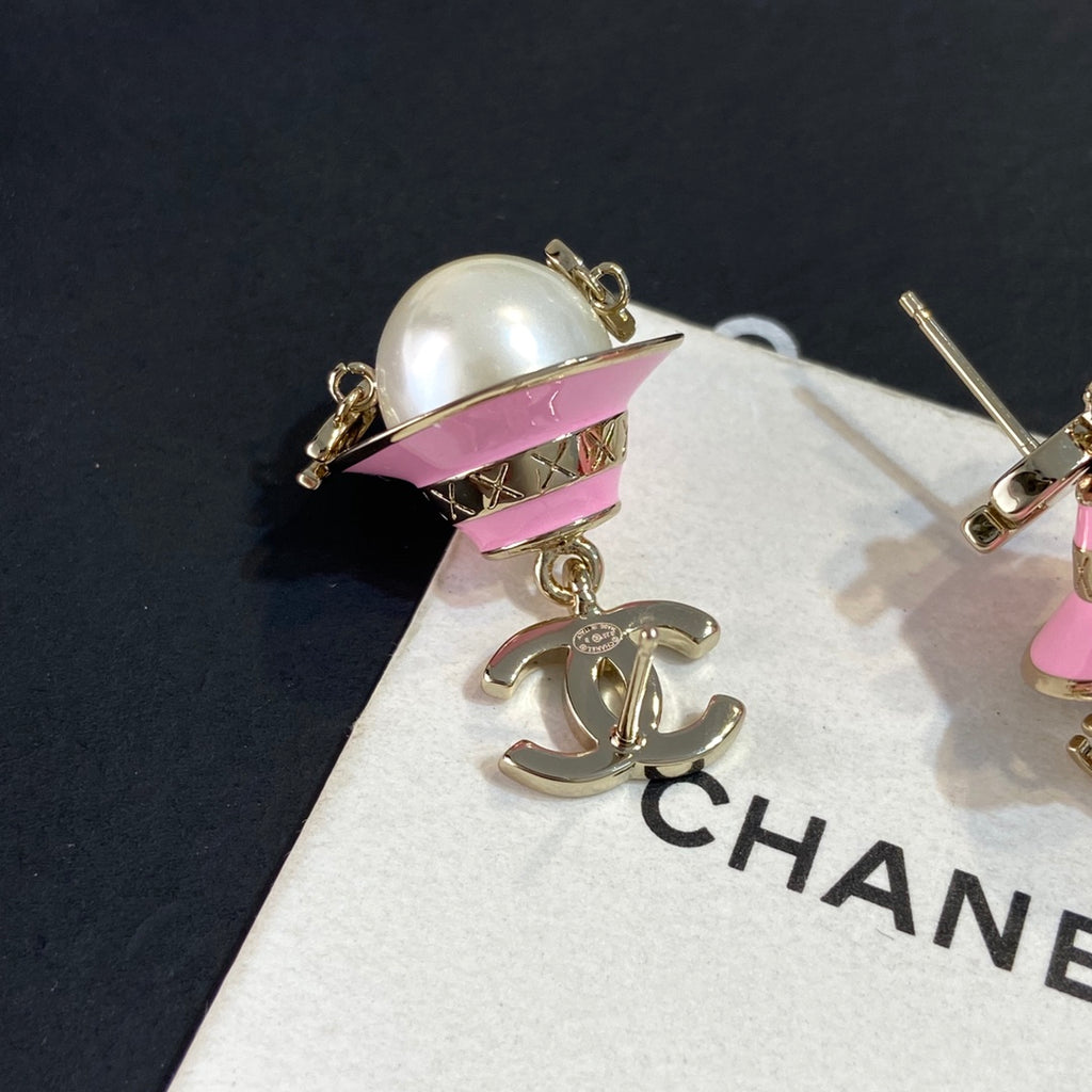 Metal Pearl Keychain