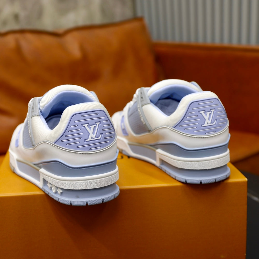 Louis Vuitton Unisex Shoes - Style 426943