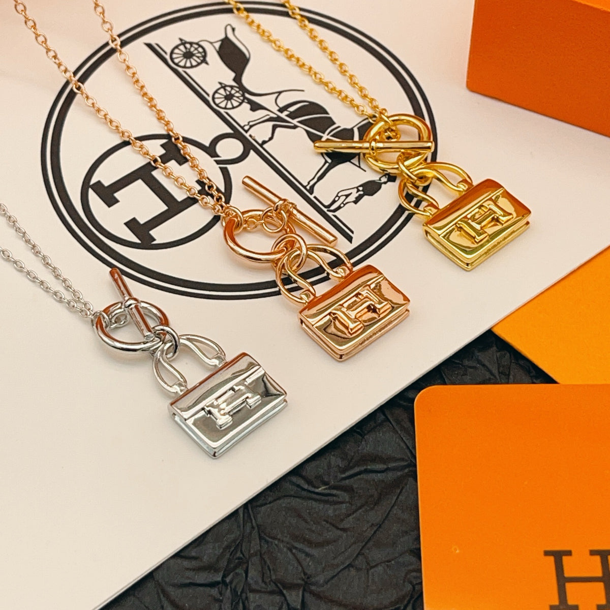 HERMÈS P70HX044 Necklace
