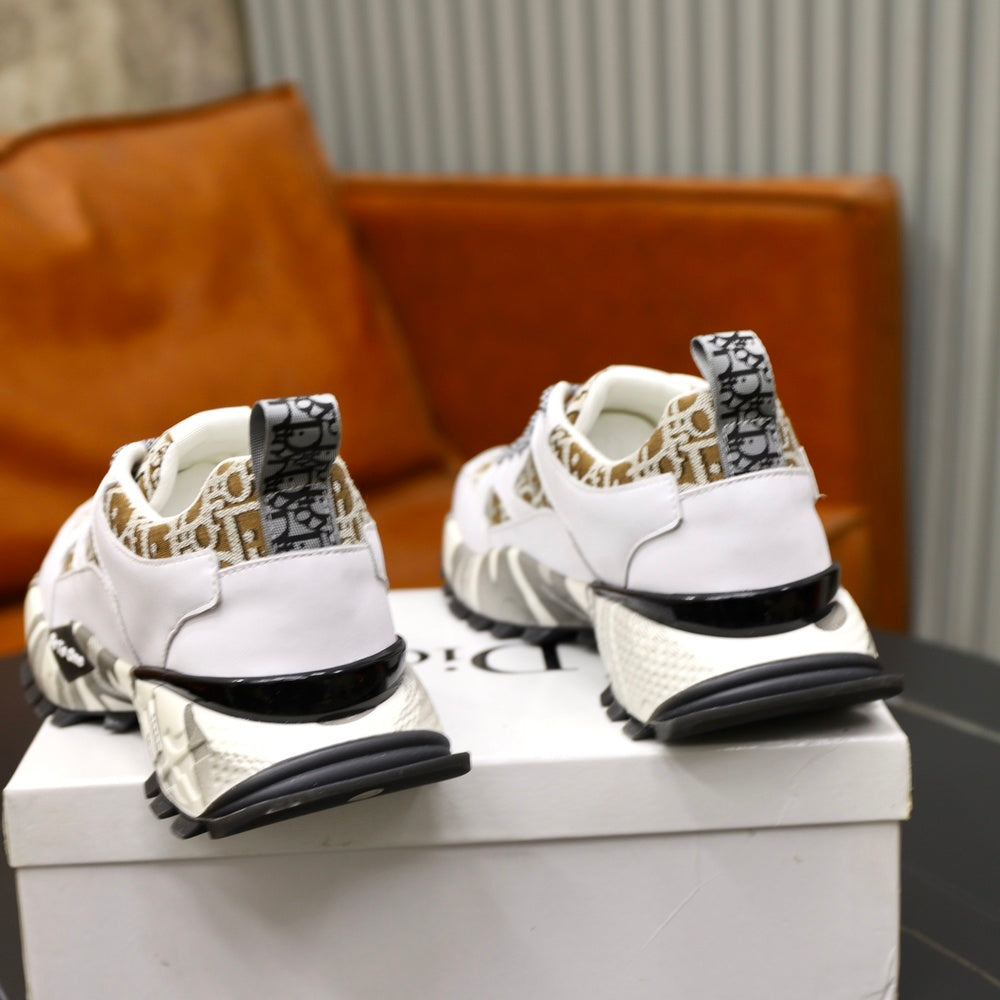 Dior Men's Sneakers - Style 428896