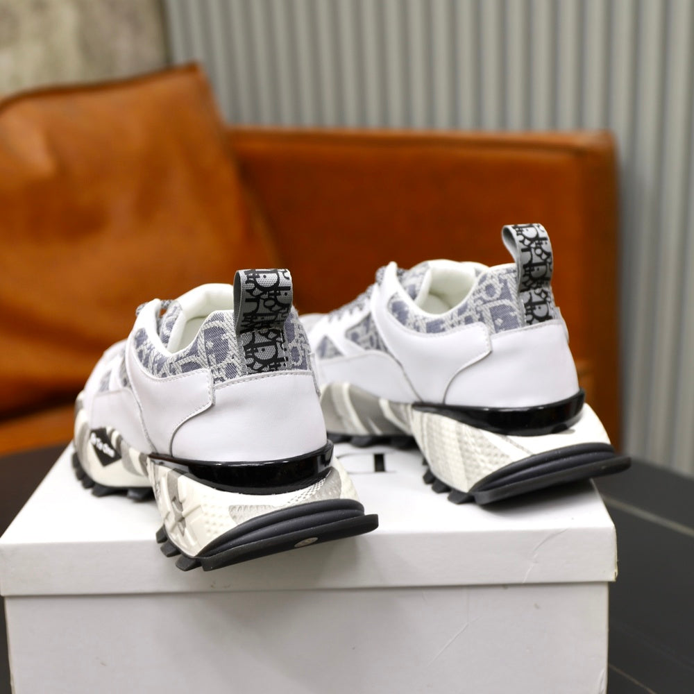 Dior Men's Sneakers - Style 428896