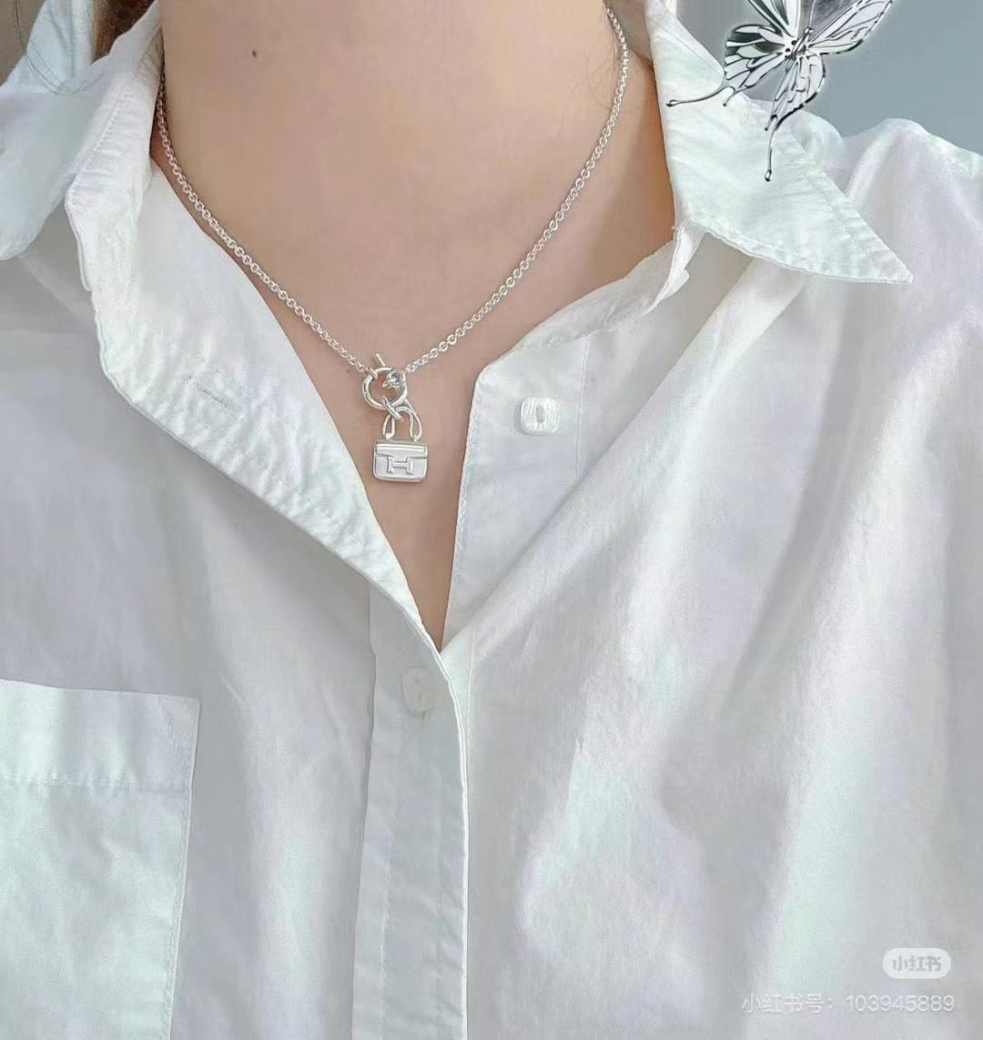 HERMÈS P70HX044 Necklace
