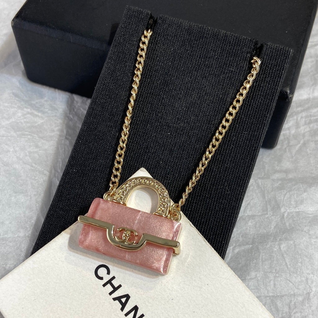 CHANEL Enamel Necklace