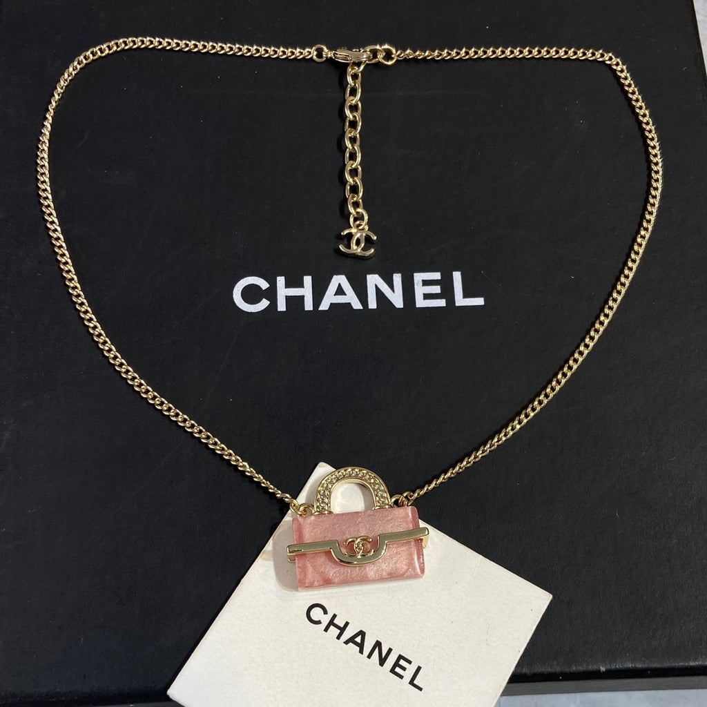 CHANEL Enamel Necklace