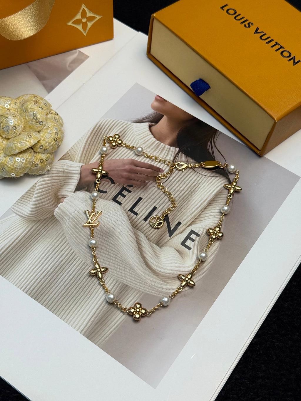 LOUIS VUITTON Pearl Vintage Necklace