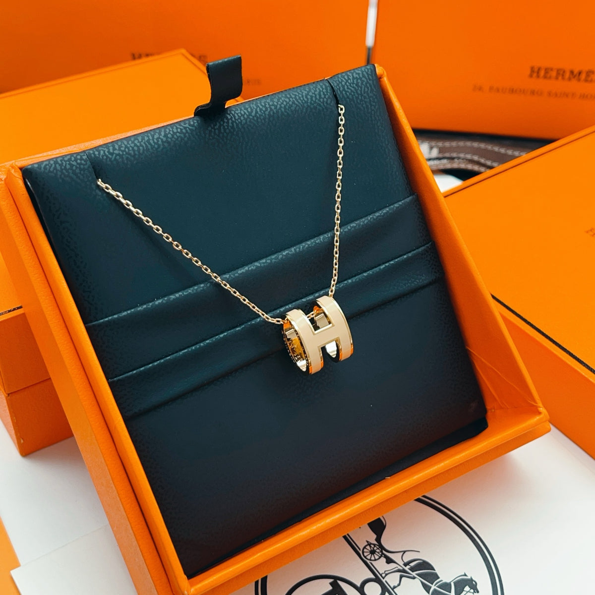 HERMÈS P60HX064 Necklace