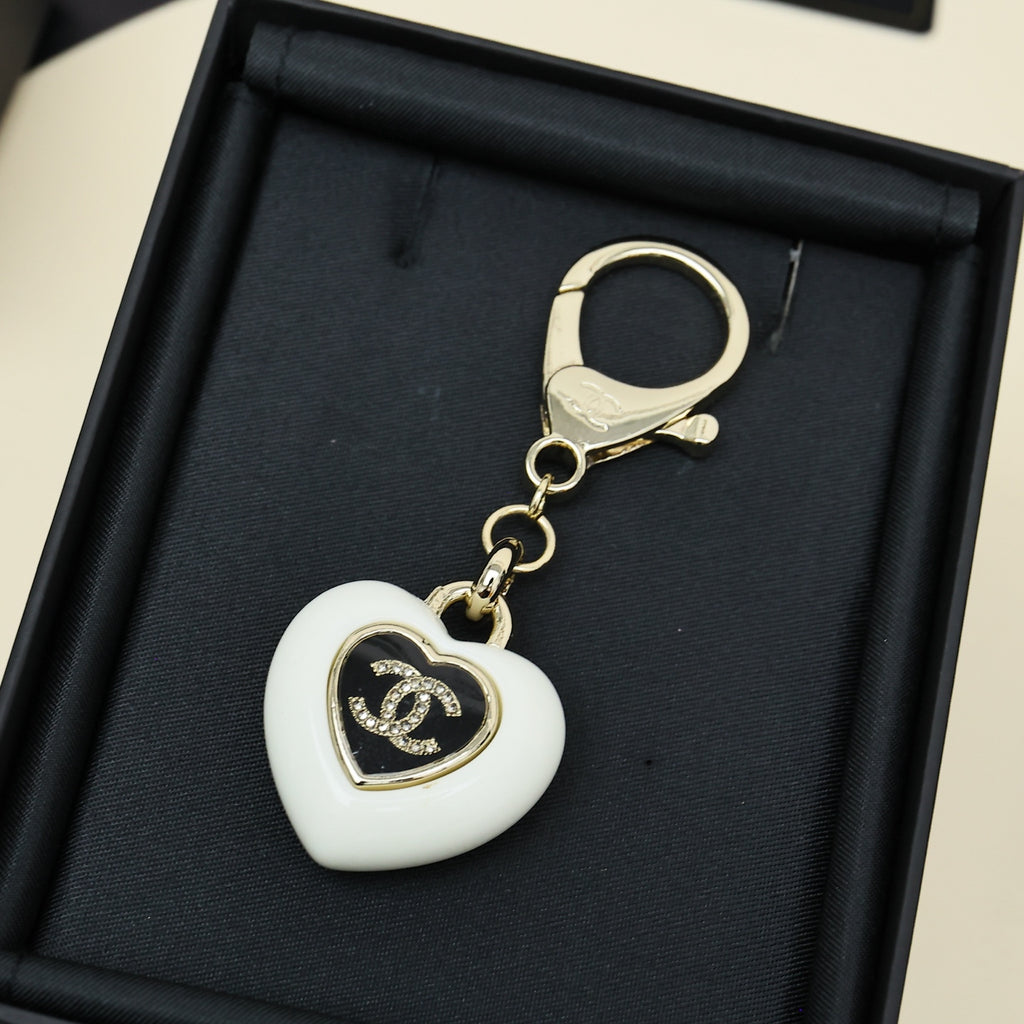 CHANEL Metal Heart Keychain Chain