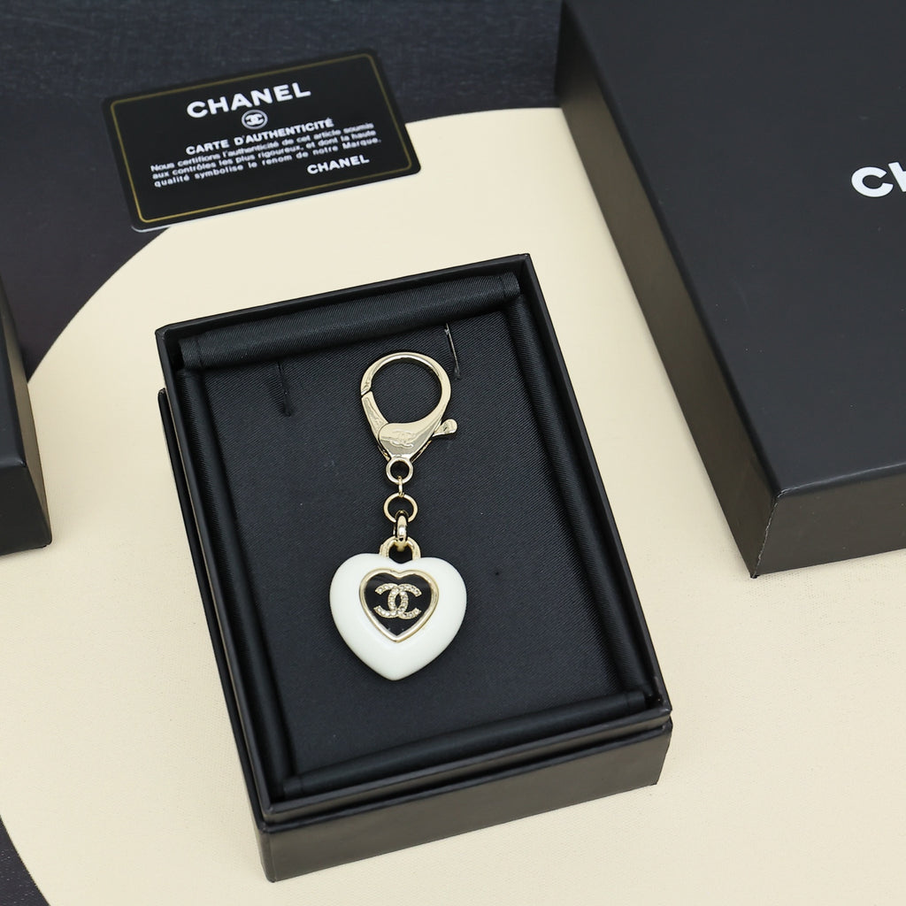 CHANEL Metal Heart Keychain Chain